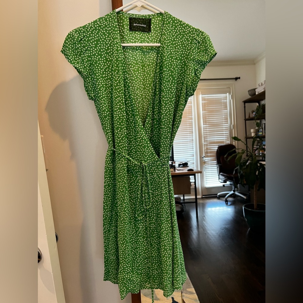 Reformation Green Floral Wrap Dress Size XS